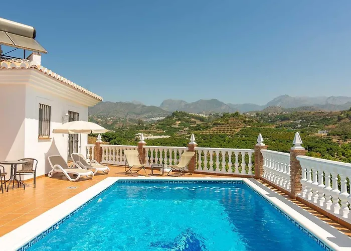 Andalucia: Cerca De Todo, Intimidad Y Espacio *