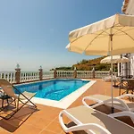 Villa Andalucia: Cerca De Todo, Intimidad Y Espacio Nerja