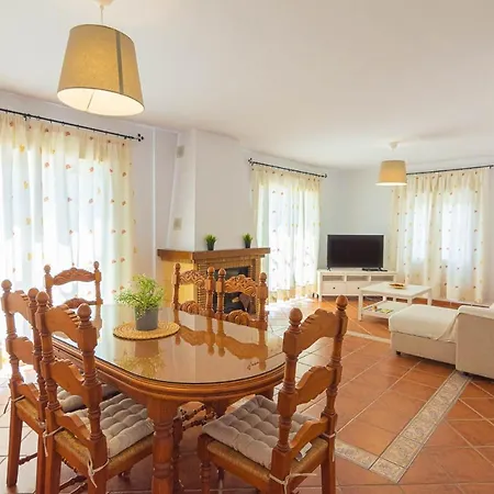 Andalucia: Cerca De Todo, Intimidad Y Espacio Βίλα