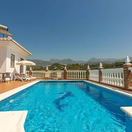 Andalucia: Cerca De Todo, Intimidad Y Espacio Vila Nerja