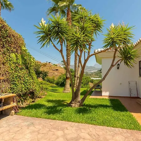 Villa Andalucia: Cerca De Todo, Intimidad Y Espacio Nerja