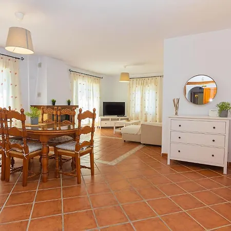 Vila Andalucia: Cerca De Todo, Intimidad Y Espacio *