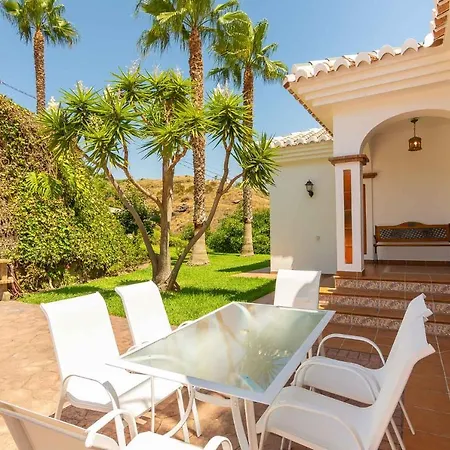 Andalucia: Cerca De Todo, Intimidad Y Espacio Villa *