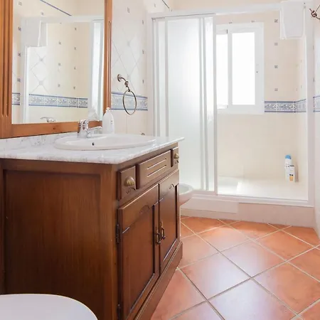 Andalucia: Cerca De Todo, Intimidad Y Espacio * Nerja