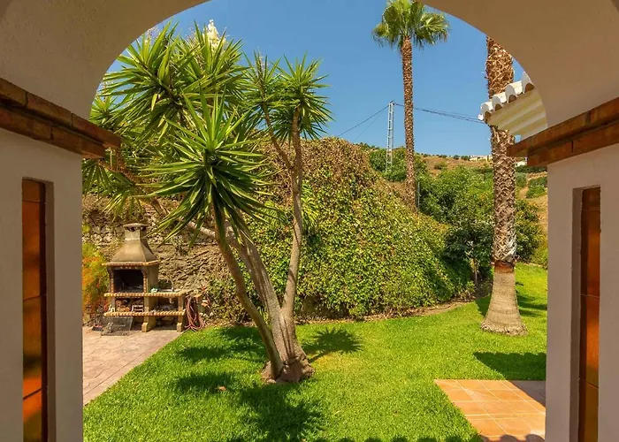 Villa Andalucia: Cerca De Todo, Intimidad Y Espacio Nerja