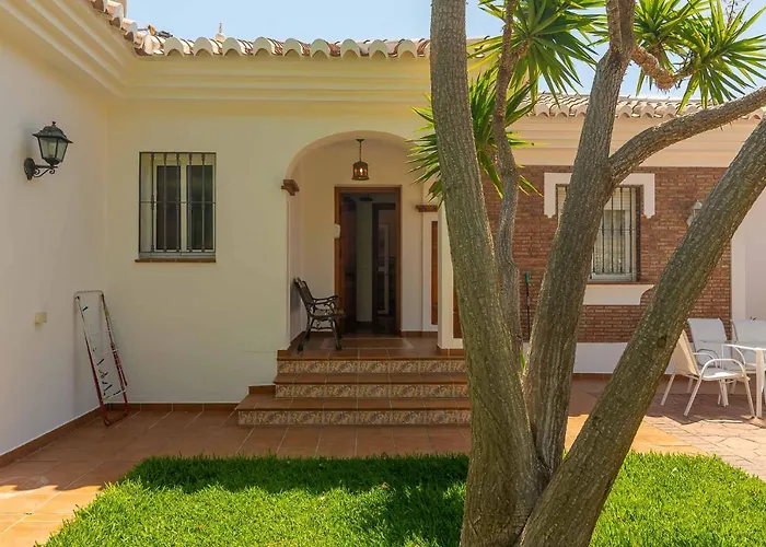 Andalucia: Cerca De Todo, Intimidad Y Espacio