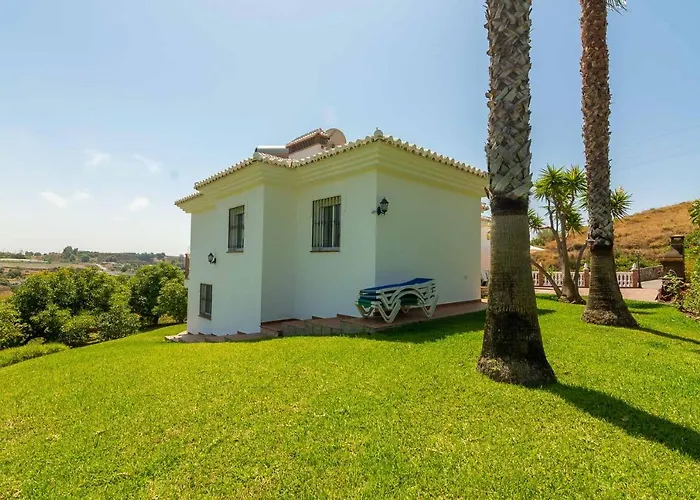 Andalucia: Cerca De Todo, Intimidad Y Espacio Villa Nerja