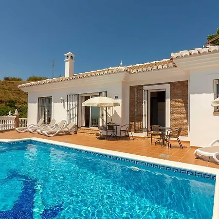 Вилла Andalucia: Cerca De Todo, Intimidad Y Espacio Нерха